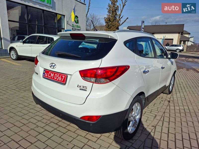 Внедорожник / Кроссовер Hyundai ix35 2012 в Ивано-Франковске