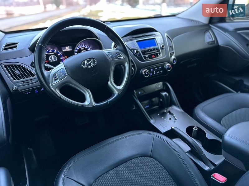 Внедорожник / Кроссовер Hyundai ix35 2012 в Луцке