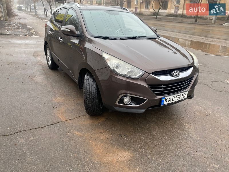Внедорожник / Кроссовер Hyundai ix35 2013 в Кривом Роге