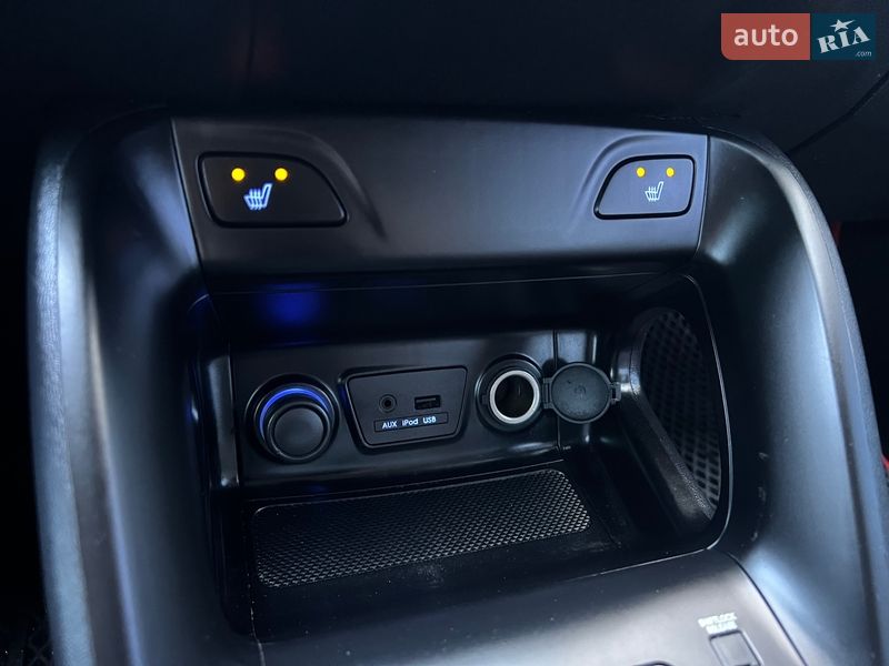 Внедорожник / Кроссовер Hyundai ix35 2010 в Киеве