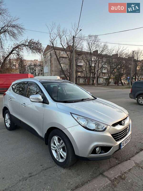 Внедорожник / Кроссовер Hyundai ix35 2011 в Николаеве