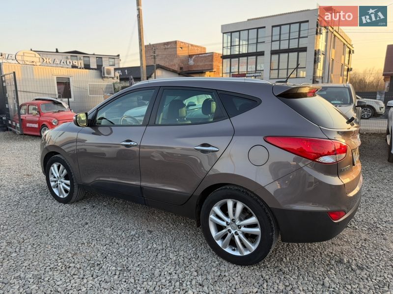 Внедорожник / Кроссовер Hyundai ix35 2012 в Ивано-Франковске