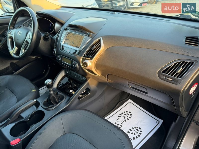 Внедорожник / Кроссовер Hyundai ix35 2012 в Ивано-Франковске