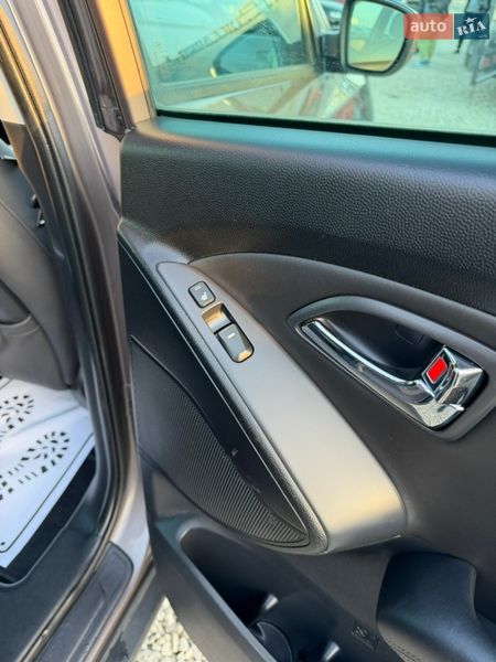 Внедорожник / Кроссовер Hyundai ix35 2012 в Ивано-Франковске