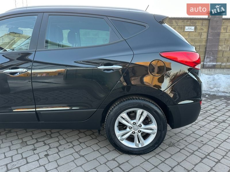 Внедорожник / Кроссовер Hyundai ix35 2012 в Дубно