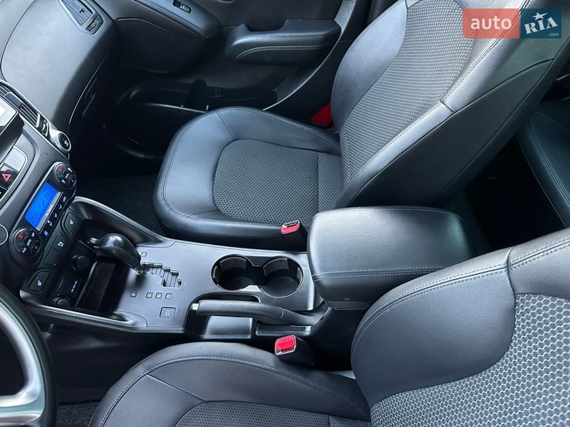 Внедорожник / Кроссовер Hyundai ix35 2012 в Дубно