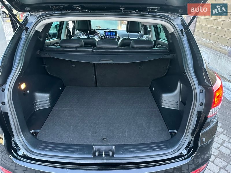 Внедорожник / Кроссовер Hyundai ix35 2012 в Дубно