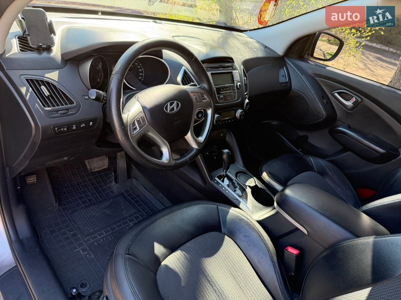 Внедорожник / Кроссовер Hyundai ix35 2012 в Каменском