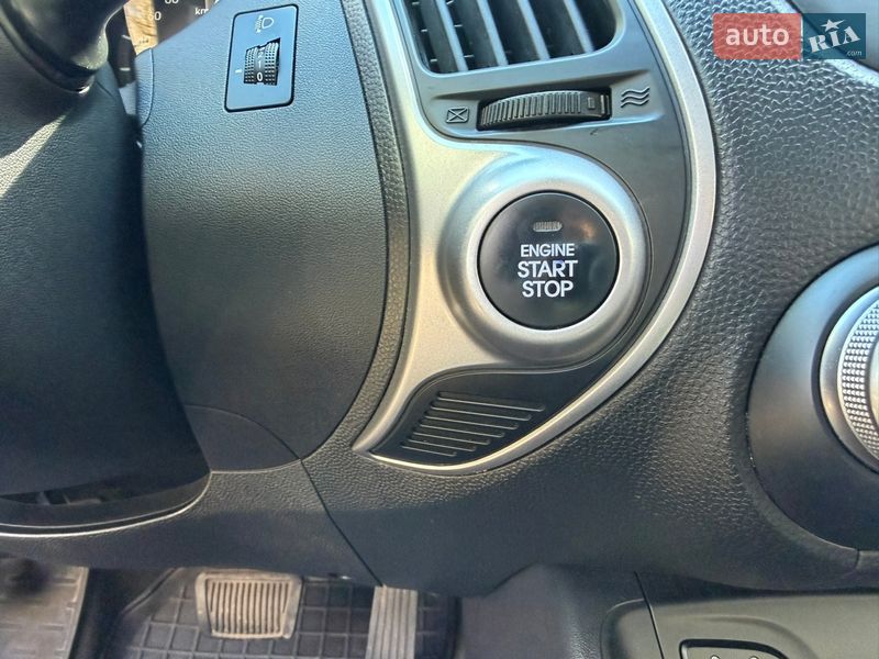 Внедорожник / Кроссовер Hyundai ix35 2012 в Каменском