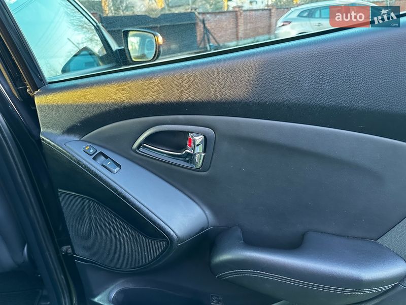 Внедорожник / Кроссовер Hyundai ix35 2011 в Ивано-Франковске