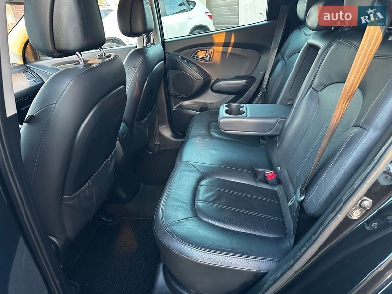 Внедорожник / Кроссовер Hyundai ix35 2011 в Ивано-Франковске