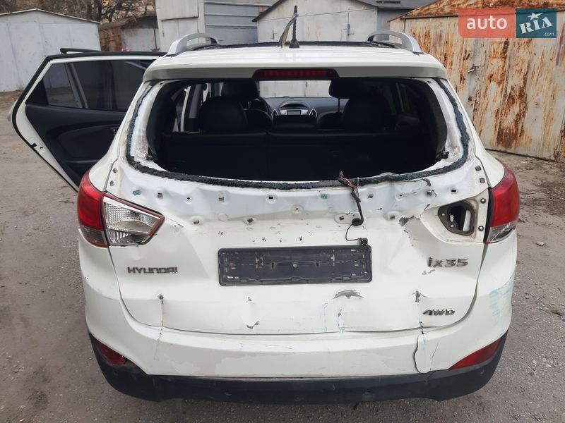 Внедорожник / Кроссовер Hyundai ix35 2010 в Запорожье