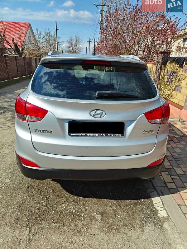 Внедорожник / Кроссовер Hyundai ix35 2011 в Днепре