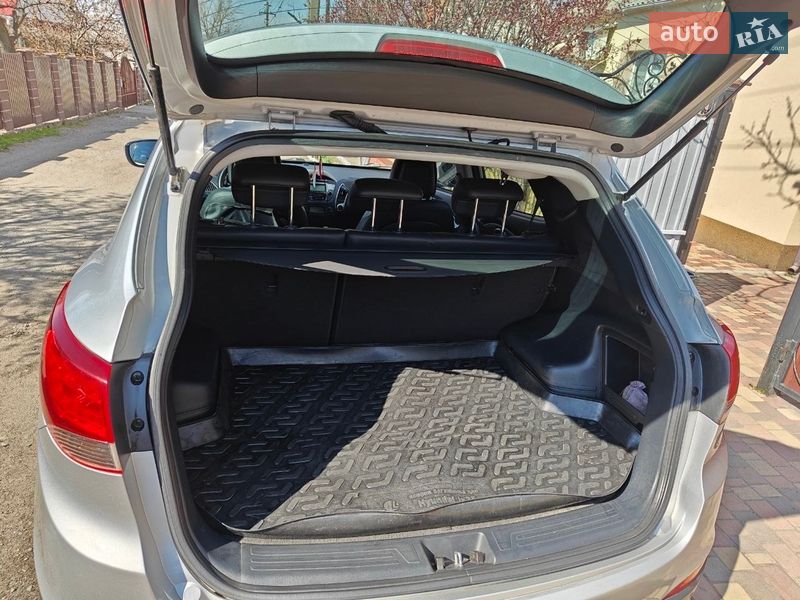 Внедорожник / Кроссовер Hyundai ix35 2011 в Днепре