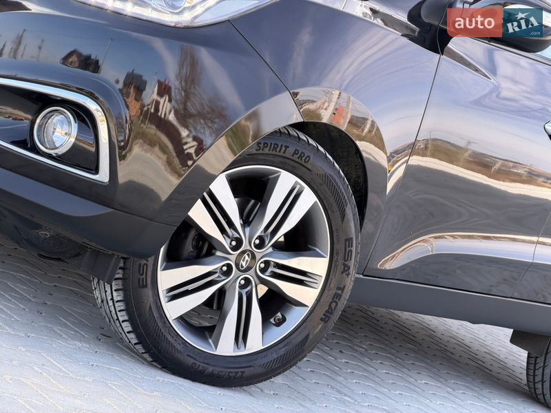Внедорожник / Кроссовер Hyundai ix35 2015 в Львове
