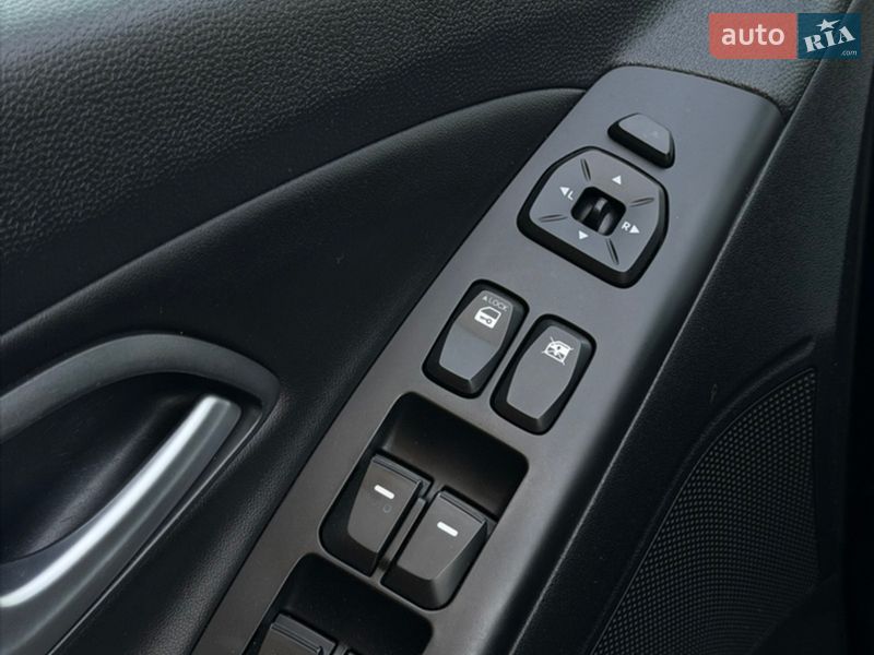 Внедорожник / Кроссовер Hyundai ix35 2015 в Львове