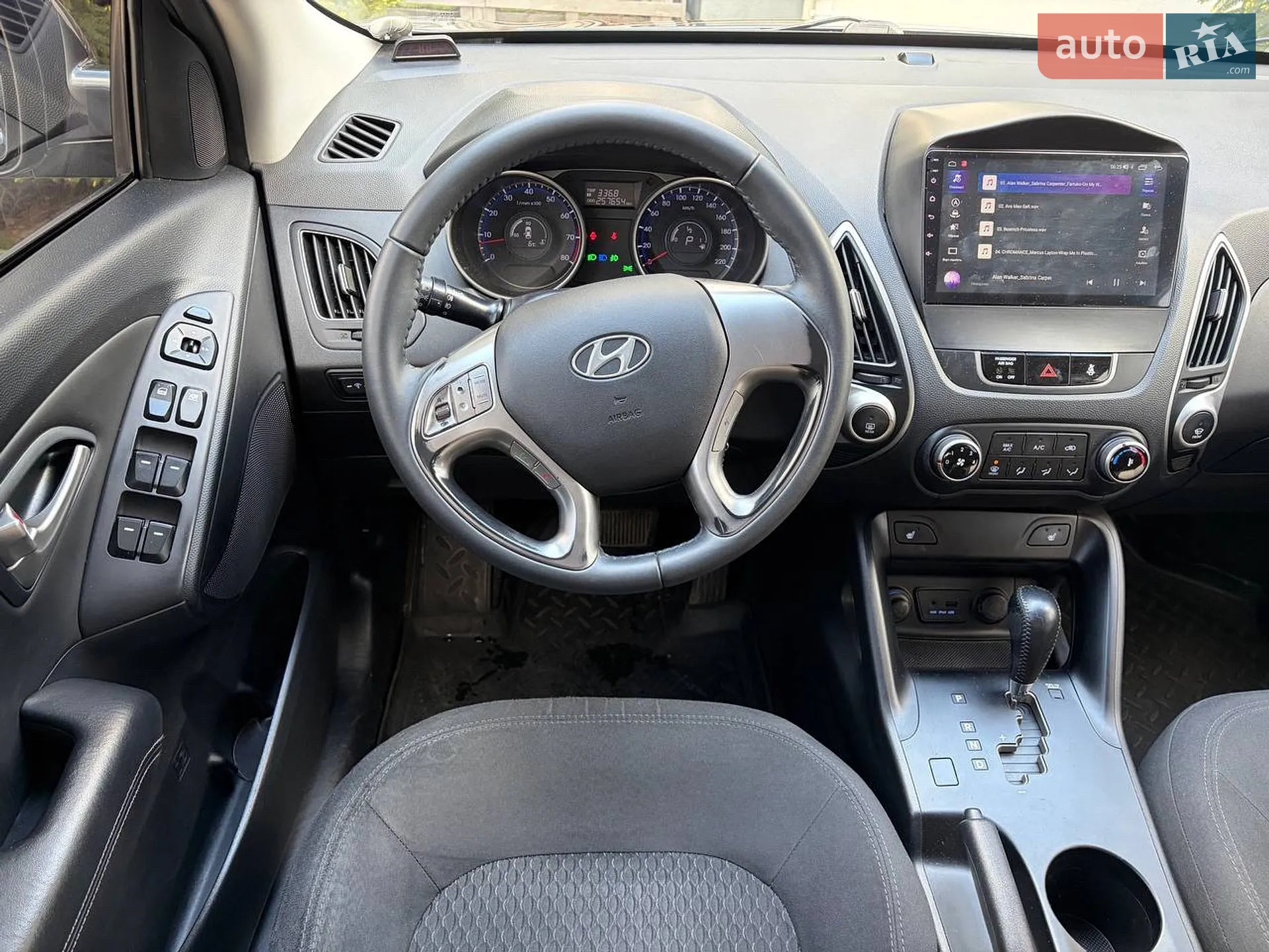 2010 Hyundai ix35 - мініатюра 38