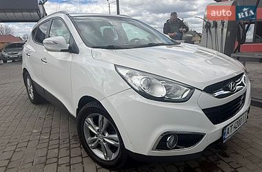Внедорожник / Кроссовер Hyundai ix35 2012 в Надворной