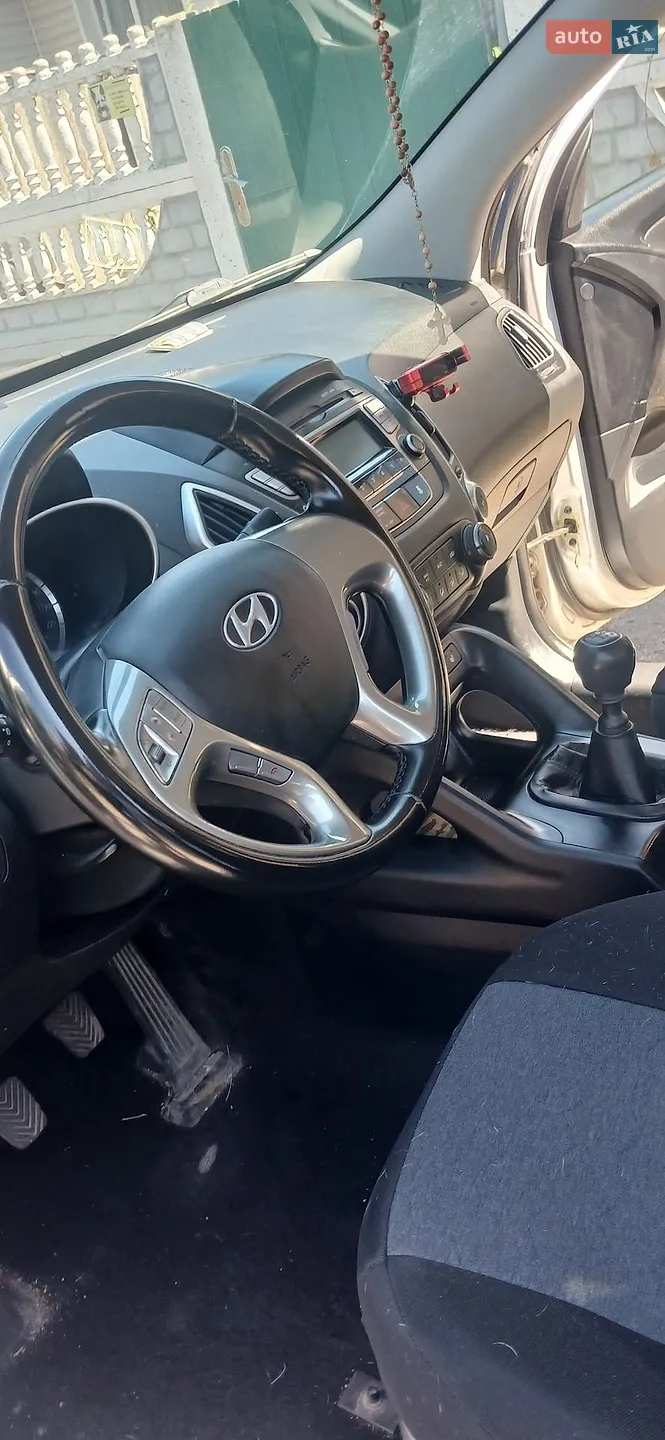2011 Hyundai ix35 - мініатюра 10