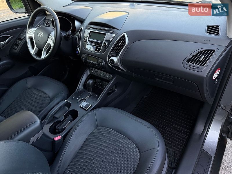 Внедорожник / Кроссовер Hyundai ix35 2013 в Гнивани