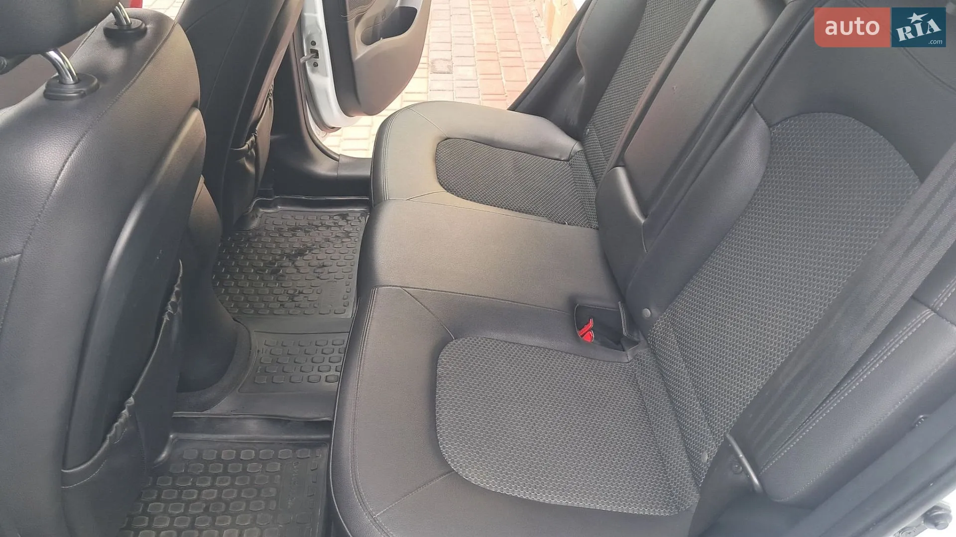 2010 Hyundai ix35 - мініатюра 42