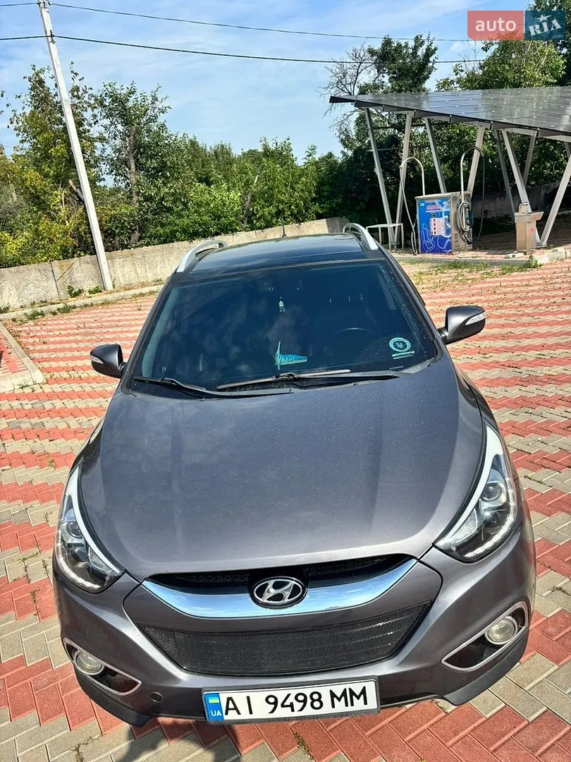 2010 Hyundai ix35 - фото 1
