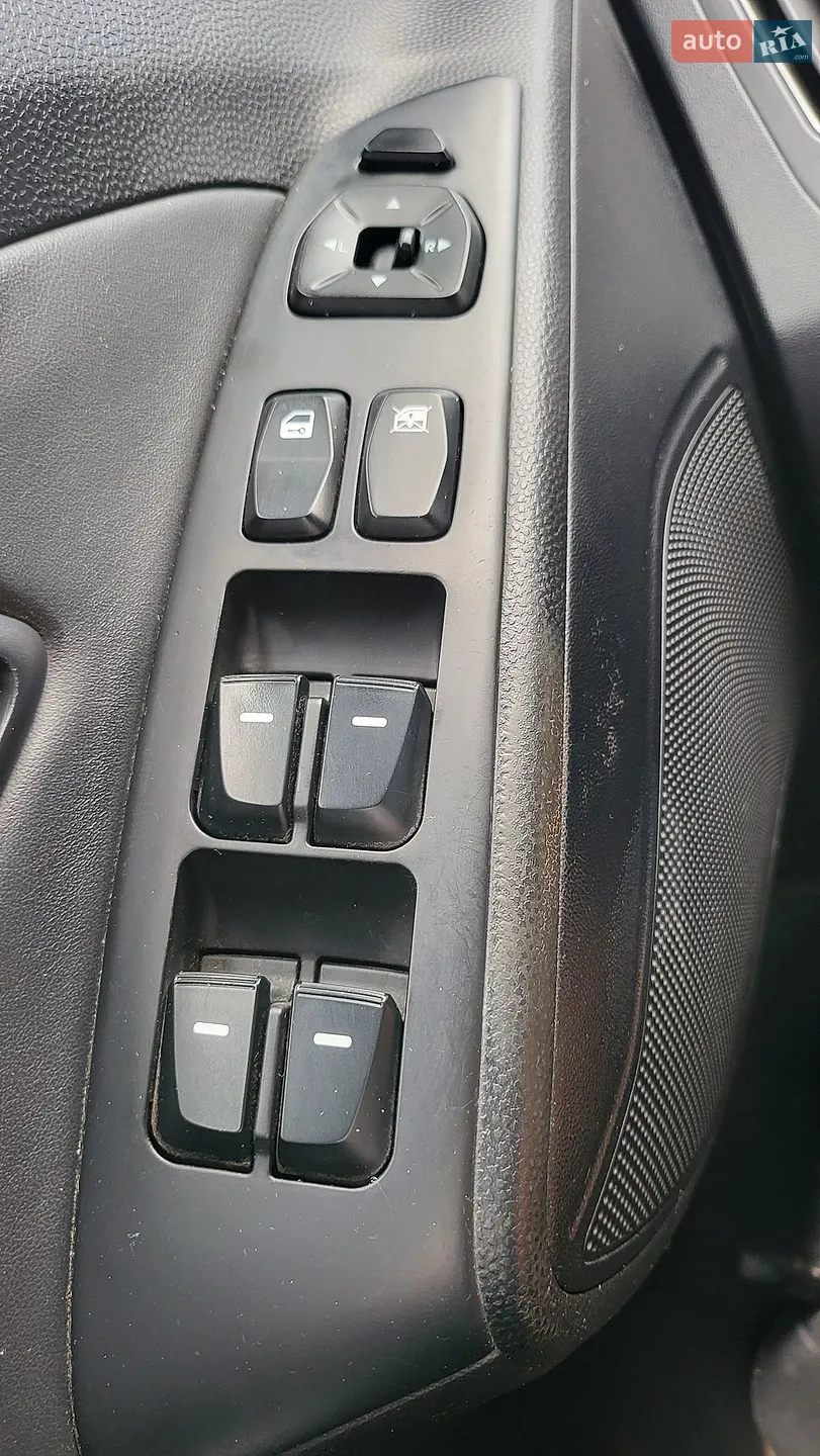 2011 Hyundai ix35 - мініатюра 44