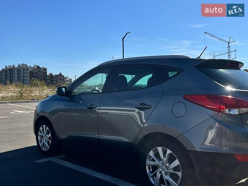 Внедорожник / Кроссовер Hyundai ix35 2011 в Ровно