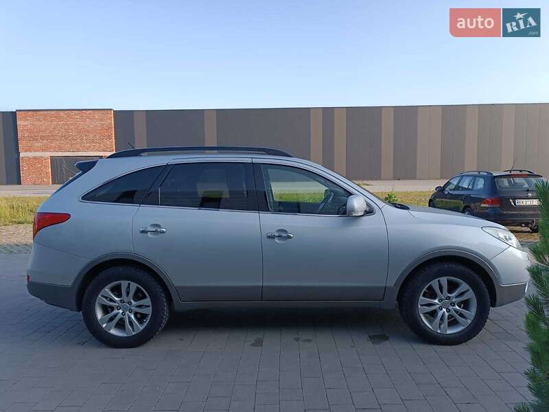 Позашляховик / Кросовер Hyundai ix55 2010 в Хмельницькому