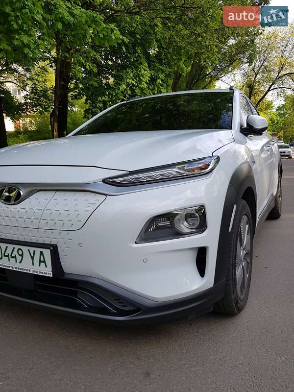 Позашляховик / Кросовер Hyundai Kona Electric 2019 в Дніпрі