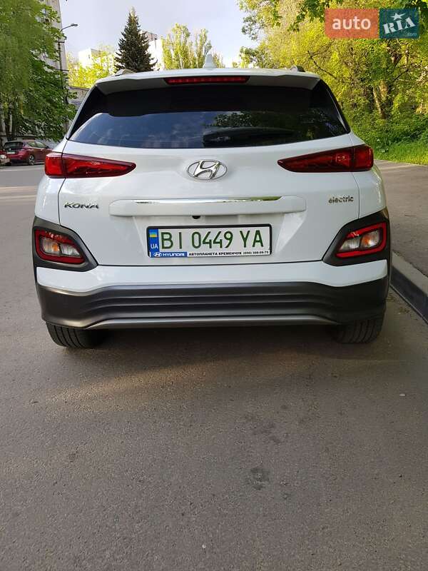 Позашляховик / Кросовер Hyundai Kona Electric 2019 в Дніпрі