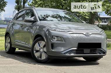 Позашляховик / Кросовер Hyundai Kona Electric 2020 в Києві