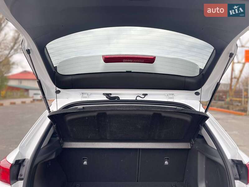 Позашляховик / Кросовер Hyundai Kona Electric 2022 в Тернополі
