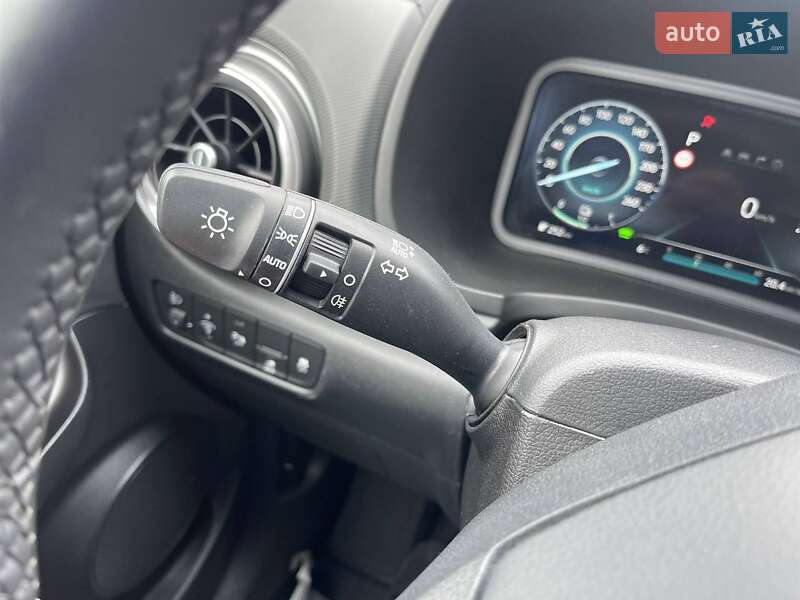 Позашляховик / Кросовер Hyundai Kona Electric 2022 в Тернополі