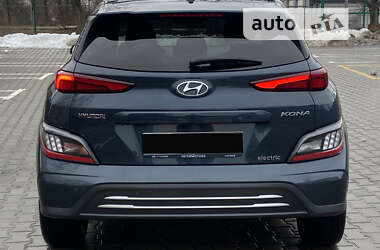 Позашляховик / Кросовер Hyundai Kona Electric 2021 в Вишневому