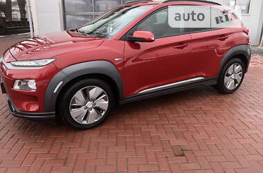 Внедорожник / Кроссовер Hyundai Kona Electric 2019 в Ровно