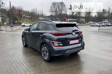 Внедорожник / Кроссовер Hyundai Kona Electric 2022 в Ровно