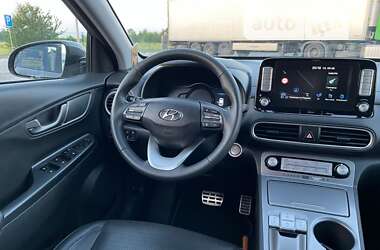 Позашляховик / Кросовер Hyundai Kona Electric 2019 в Радивиліві