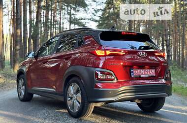 Внедорожник / Кроссовер Hyundai Kona Electric 2020 в Киеве