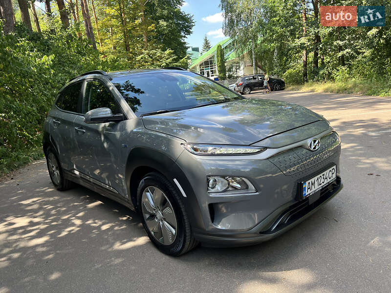 Позашляховик / Кросовер Hyundai Kona Electric 2020 в Житомирі