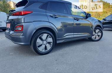 Позашляховик / Кросовер Hyundai Kona Electric 2019 в Києві