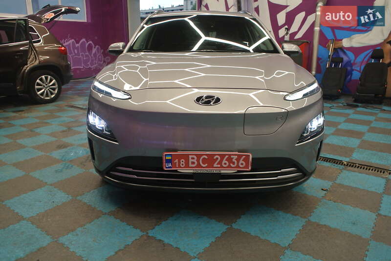 Внедорожник / Кроссовер Hyundai Kona Electric 2022 в Киеве