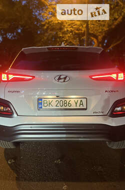 Внедорожник / Кроссовер Hyundai Kona Electric 2020 в Одессе