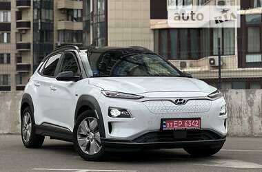 Позашляховик / Кросовер Hyundai Kona Electric 2020 в Києві