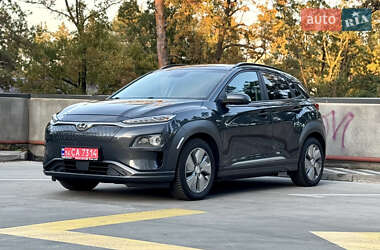 Внедорожник / Кроссовер Hyundai Kona Electric 2019 в Киеве