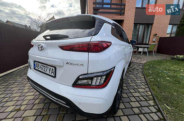 Позашляховик / Кросовер Hyundai Kona Electric 2021 в 
