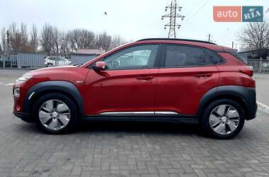 Позашляховик / Кросовер Hyundai Kona Electric 2019 в Дніпрі