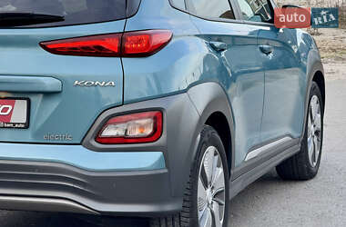 Позашляховик / Кросовер Hyundai Kona Electric 2019 в Києві