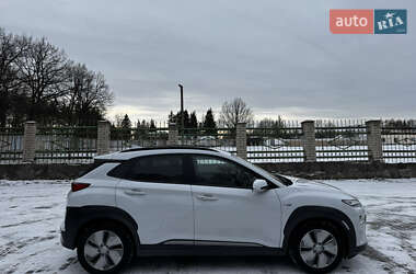 Позашляховик / Кросовер Hyundai Kona Electric 2020 в Вараші