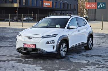 Позашляховик / Кросовер Hyundai Kona Electric 2019 в Дубні